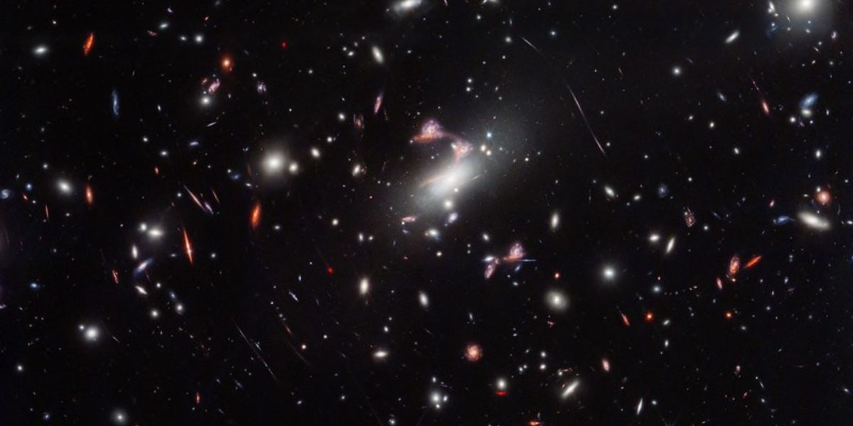 Cosmic Question Mark Captured In The MACS-J0417.5-1154