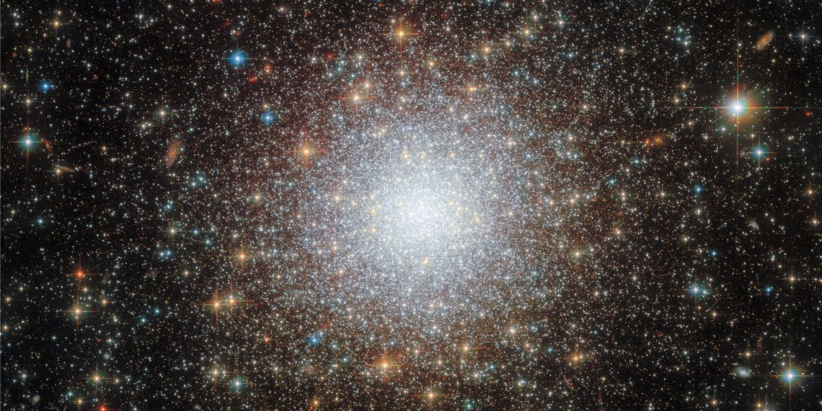 Globular Cluster Called NGC 2210